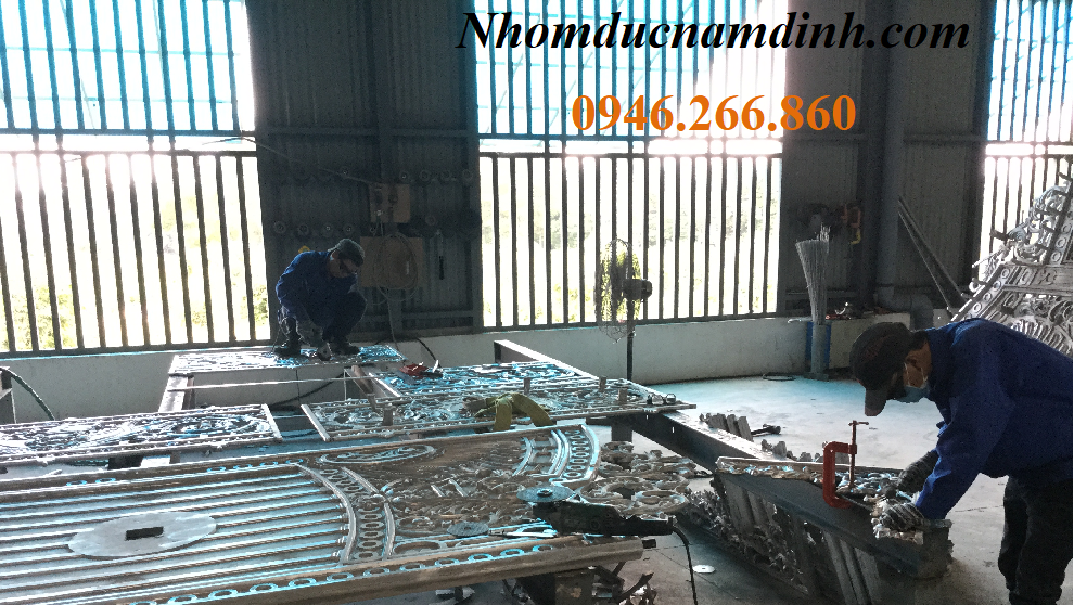 Xưởng sản xuất cổng nhôm đúc Xưởng sản xuất cổng nhôm đúc