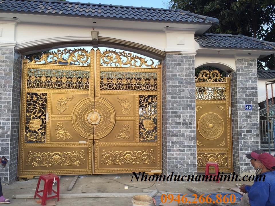 Khám phá những giá trị bất ngờ từ cổng biệt thự nhôm đúc mang lại