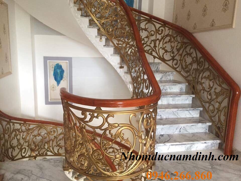 Cầu Thang Nhôm Đúc: Biểu Tượng Của Vẻ Đẹp Vĩnh Cửu Và Đẳng Cấp Thượng Lưu