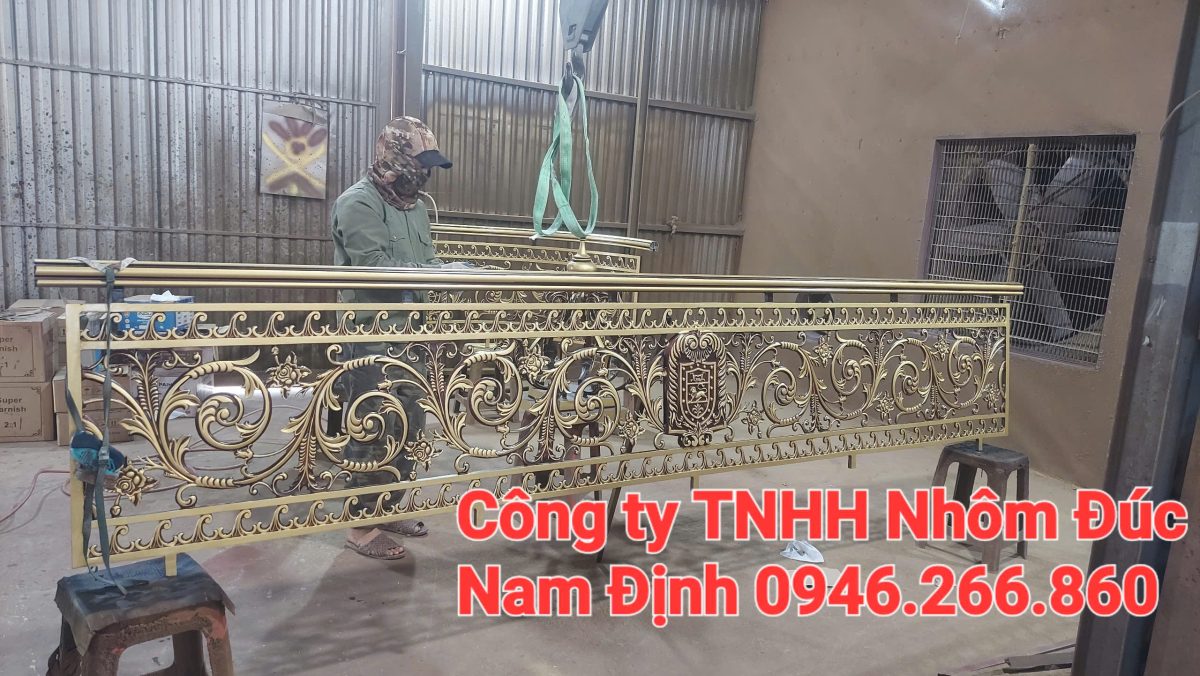 Khám phá những mẫu lan can nhôm đúc độc đáo nhất