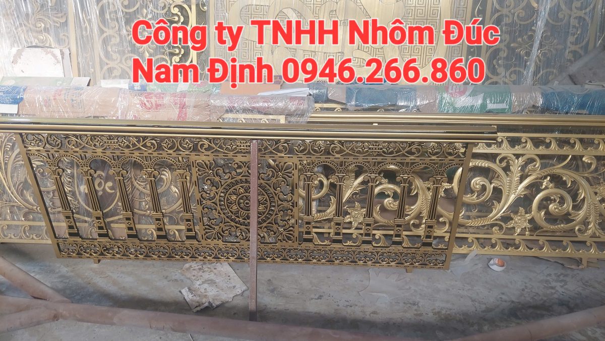 Mẫu lan can nhôm đúc: Tạo điểm nhấn cho ban công, cầu thang