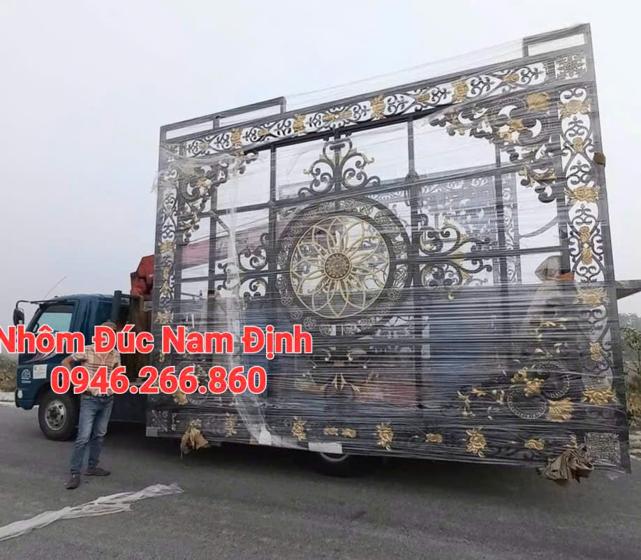 Giá dàn nắng nhôm đúc bền đẹp tại Thanh Hóa Giá dàn nắng nhôm đúc bền đẹp tại Thanh Hóa