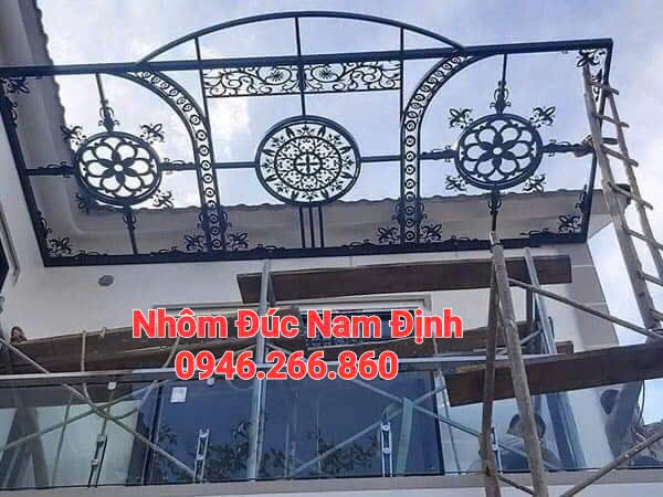 Ấn tượng Dàn nắng nhôm đúc tại Đồng Tháp