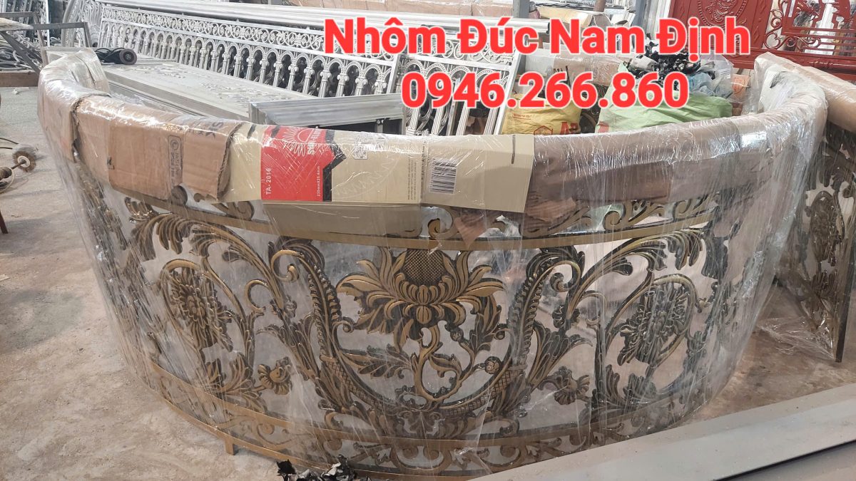 Mẫu lan can, ban công nhôm đúc đẹp tại Thanh Hóa